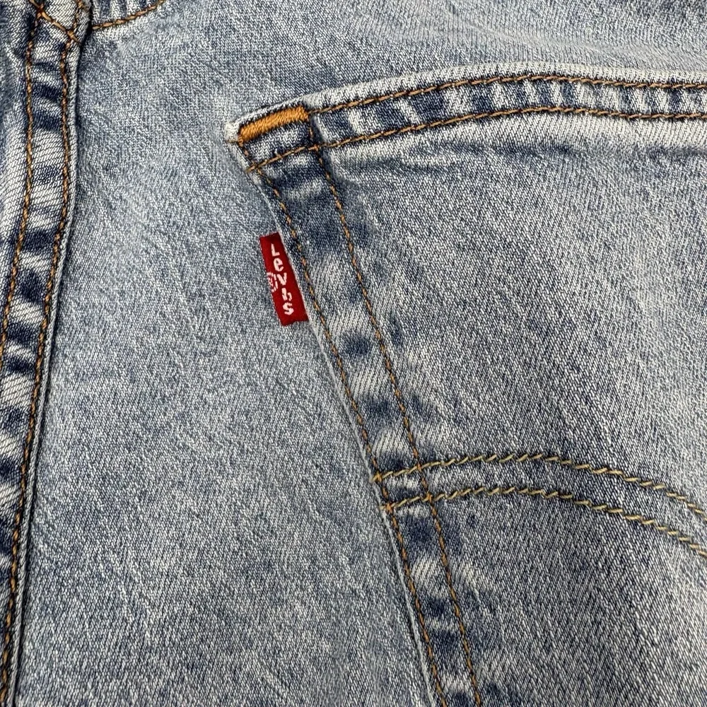 Levi's‎ 541 Athletic Taper Men's Jeans Light Wash Blue Stretch Denim W33 L32